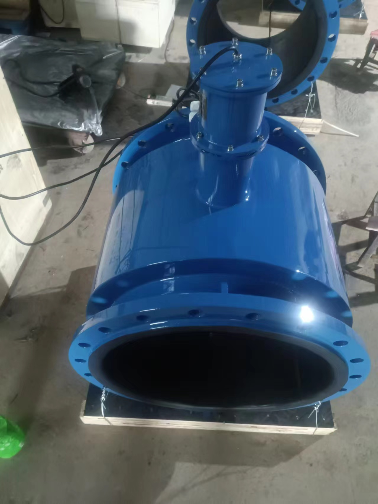 DN500非滿(mǎn)管電磁流量計(jì)